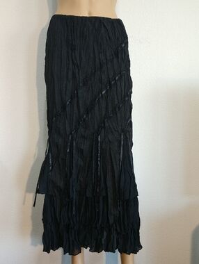 Women's Black Crinkle Maxi Skirt with Diagonal Ribbon Detail